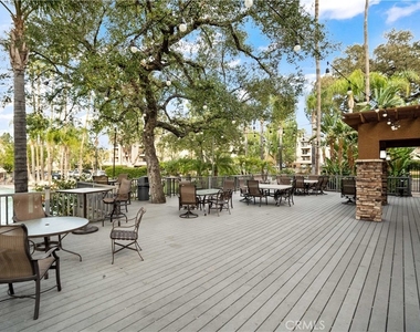 5510 Owensmouth Avenue - Photo Thumbnail 44