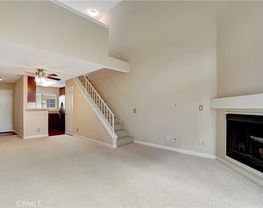 5510 Owensmouth Avenue - Photo Thumbnail 3