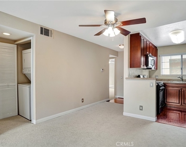 5510 Owensmouth Avenue - Photo Thumbnail 22