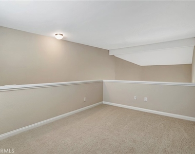 5510 Owensmouth Avenue - Photo Thumbnail 18