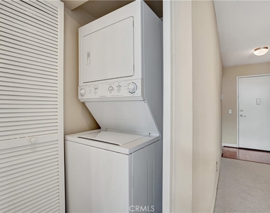 5510 Owensmouth Avenue - Photo Thumbnail 23