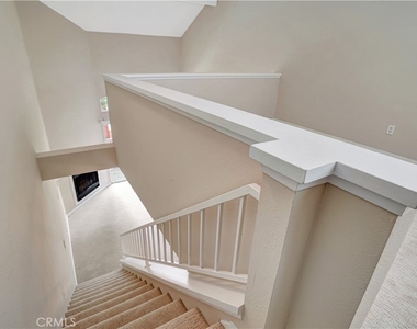 5510 Owensmouth Avenue - Photo Thumbnail 16