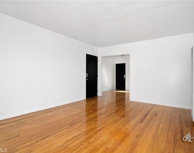 1949 20th Street - Photo Thumbnail 8