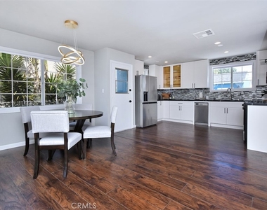 5724 Halbrent Avenue - Photo Thumbnail 10
