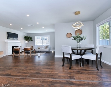 5724 Halbrent Avenue - Photo Thumbnail 9