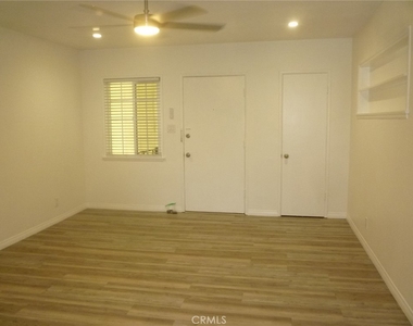 16901 Crenshaw Boulevard - Photo Thumbnail 2