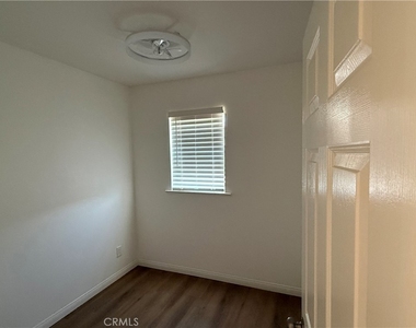11771 B Hazeldell - Photo Thumbnail 5