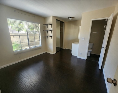 11245 Gladhill - Photo Thumbnail 5