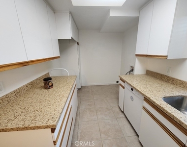 8774 Wyngate - Photo Thumbnail 21