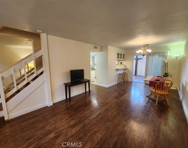 8774 Wyngate - Photo Thumbnail 15