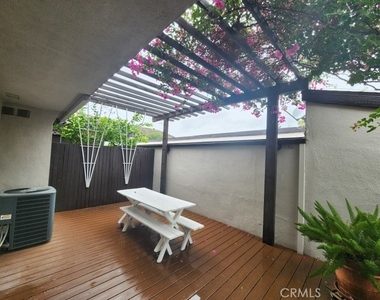 8774 Wyngate - Photo Thumbnail 3