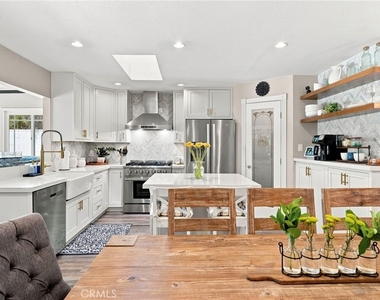 3122 S Center - Photo Thumbnail 18