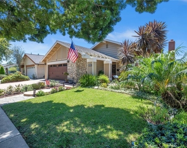 3122 S Center - Photo Thumbnail 1