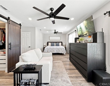 3122 S Center - Photo Thumbnail 26