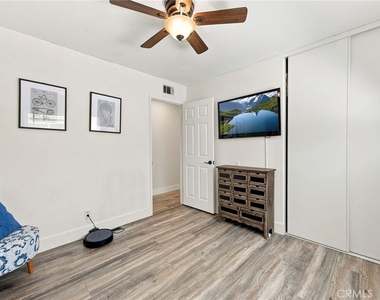 3122 S Center - Photo Thumbnail 27