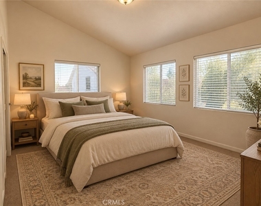 1746 Gramercy Avenue - Photo Thumbnail 11