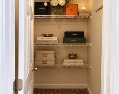 1746 Gramercy Avenue - Photo Thumbnail 13