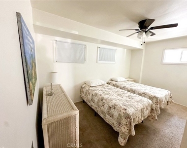 218 Agate Avenue - Photo Thumbnail 11