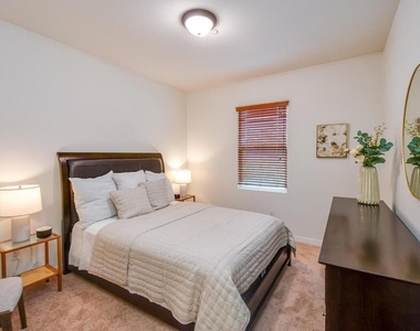 2461 Wagner Street - Photo Thumbnail 16
