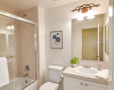 2461 Wagner Street - Photo Thumbnail 18