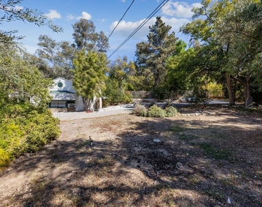 10630 Hillhaven Avenue - Photo Thumbnail 25