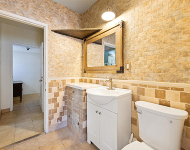 10630 Hillhaven Avenue - Photo Thumbnail 11