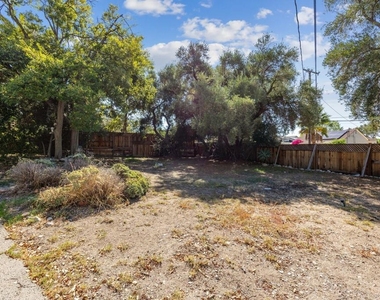 10630 Hillhaven Avenue - Photo Thumbnail 23
