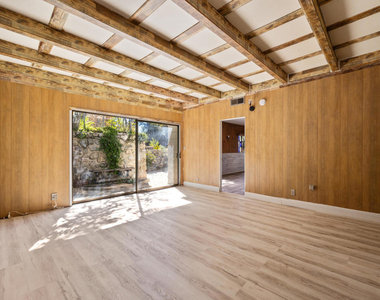10630 Hillhaven Avenue - Photo Thumbnail 17