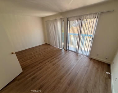 34081 Ruby Lantern Street - Photo Thumbnail 9