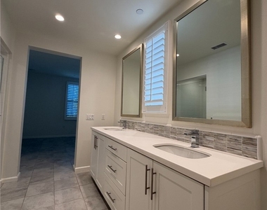 151 Bishop - Photo Thumbnail 27