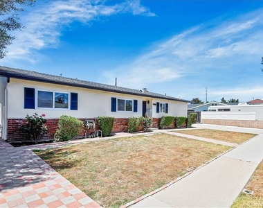 8561 Lamar - Photo Thumbnail 8