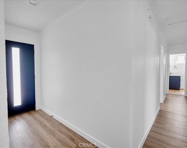 8561 Lamar - Photo Thumbnail 9