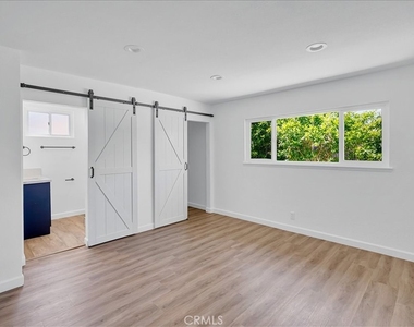 8561 Lamar - Photo Thumbnail 20