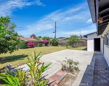 8561 Lamar - Photo Thumbnail 26
