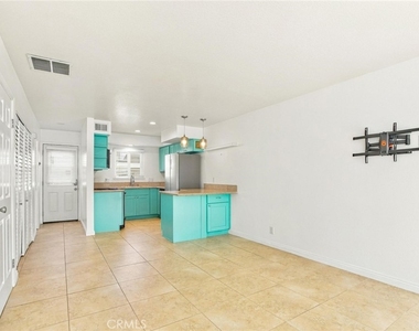 19788 Coventry Lane - Photo Thumbnail 3