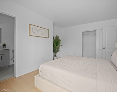 13232 Newell Street - Photo Thumbnail 11