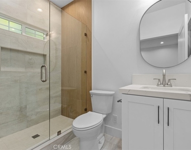 5224 Auburn Cir - Photo Thumbnail 12