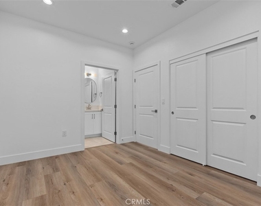 5224 Auburn Cir - Photo Thumbnail 11