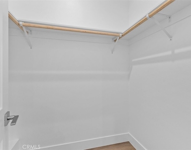 5224 Auburn Cir - Photo Thumbnail 16