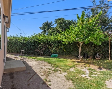 5224 Auburn Cir - Photo Thumbnail 18