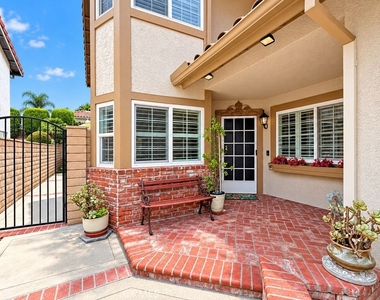 24275 Juanita - Photo Thumbnail 2