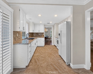 24275 Juanita - Photo Thumbnail 5