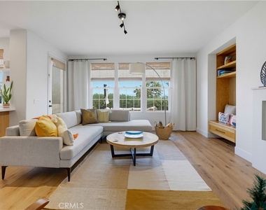 5 Chimney Lane - Photo Thumbnail 10