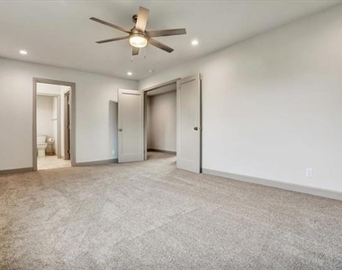 3283 Fronda Drive - Photo Thumbnail 2
