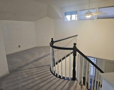 701 Baltic Circle - Photo Thumbnail 13