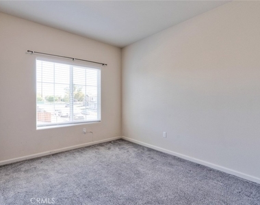 693 Cadiz Avenue - Photo Thumbnail 31