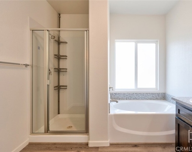 693 Cadiz Avenue - Photo Thumbnail 25