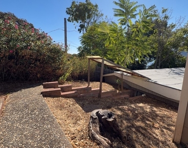 9198 Glenhaven Drive - Photo Thumbnail 10