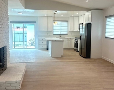 23320 Anza Avenue - Photo Thumbnail 4