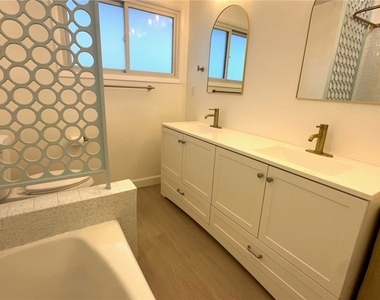 23320 Anza Avenue - Photo Thumbnail 16